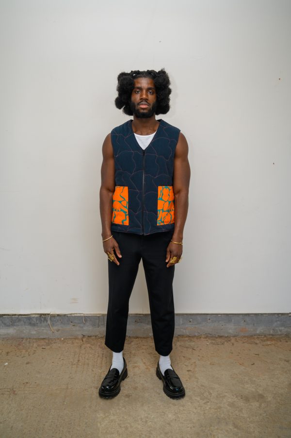 Pangolin Quilted Navy Gilet - Image 3