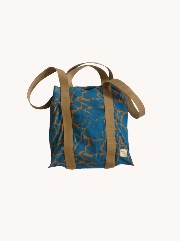 Pangolin print tote bag - structured straps